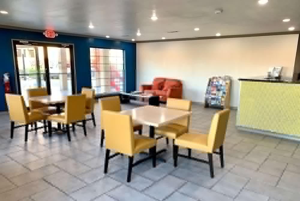 Days Inn & Suites By Wyndham - Canton First Monday Trade Days Kültér fotó